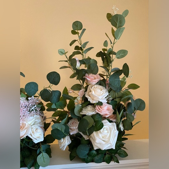 Free-Standing Artificial Flower Arrangement (Set of 2) for Wedding Archway Aisle - Picture 3 of 3